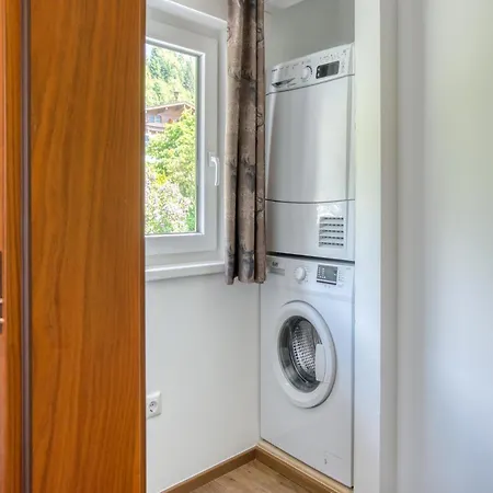 Apartmán In Neukirchen With Mountain Views, Cleaning Included *