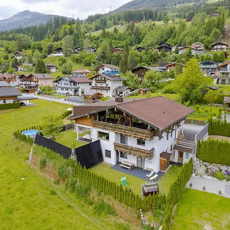 In Neukirchen With Mountain Views, Cleaning Included Apartment Rosenthal